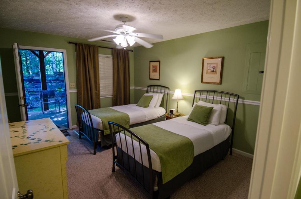 Asheville Cabins Of Willow Winds Zewnętrze zdjęcie