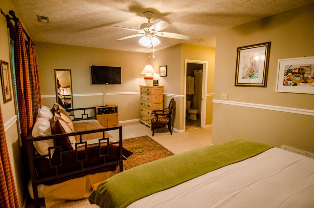 Asheville Cabins Of Willow Winds Zewnętrze zdjęcie